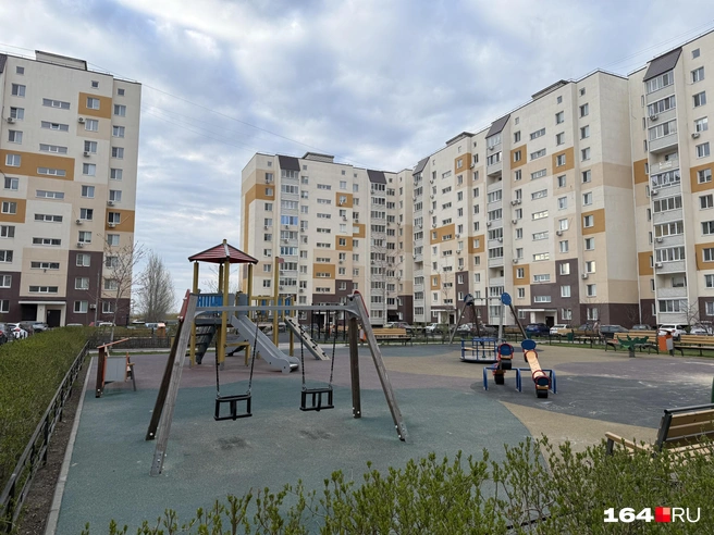 Дворы Саратова постепенно пустеют? | Источник: Сергей Петунин / 164.RU