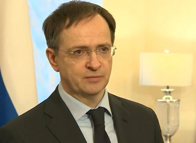 Мединский стал самым высокооплачиваемым сотрудником в Кремле за 2021 год | ya62.ru