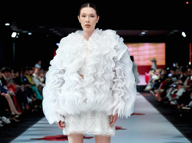 Kazakhstan Fashion Week. Бренд Arunaz