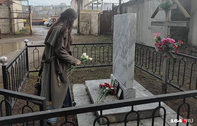 В Саратове почтили память жертв политических репрессий | Источник: Сергей Гендин / 164.RU