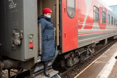 Электрички из Луги в Петербург задерживаются на час