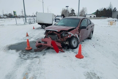 Авария в Октябрьском: женщина пострадала в ДТП