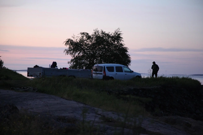 Чтобы попасть в Карелию, каякеры наняли три «Ларгуса» | Источник: Олег Беневоленский