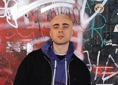 «Ты прячешь под маской себя, Карнавал!»: Егор Крид не может забыть экс-возлюбленную