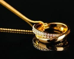 В Томске задержали подозреваемого в ограблении ювелирного магазина | ngs70.ru