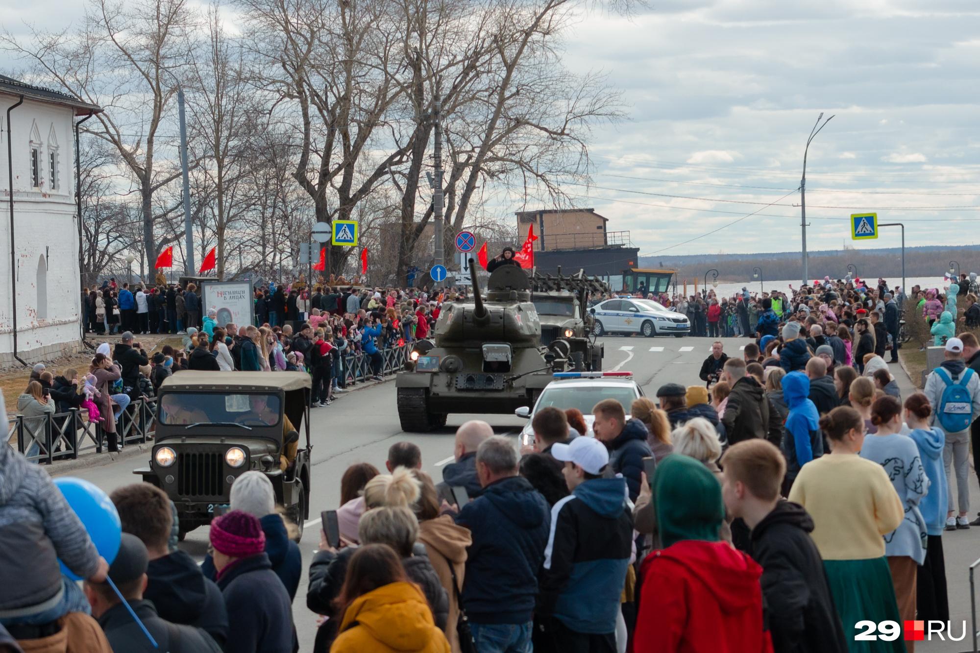 Какая военная техника проедет по Архангельску 9 Мая: от мотоциклов до танков
