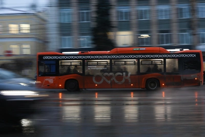 Omsk to ban chaotic bus ads and overhaul transport system