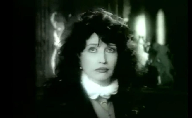 Источник: Ирина Аллегрова, «Войди в меня», 1994 / режиссер Тигран Кеосаян