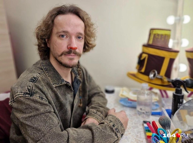 Игнат Старичихин посвятил жизнь клоунаде | Источник: Виктория Федорова / 164.RU