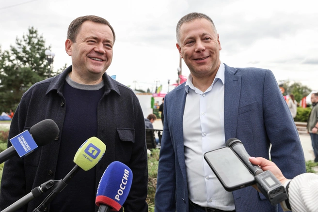 Председатель ПСБ Петр Фрадков и губернатор Ярославской области Михаил Евраев | Источник: пресс-служба ПСБ