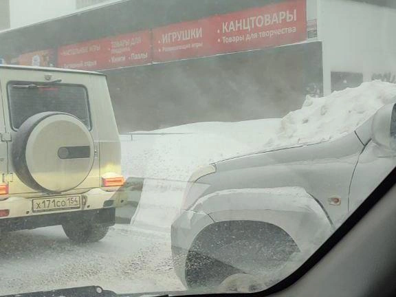 Дорога на улице Кирова вблизи перекрёстка с улицей Никитина. | Источник: Ольга