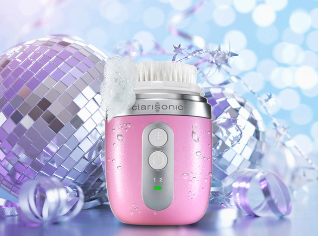 Новинка от Clarisonic: компактные аппараты для очищения лица Mia Fit и Alpha Fit