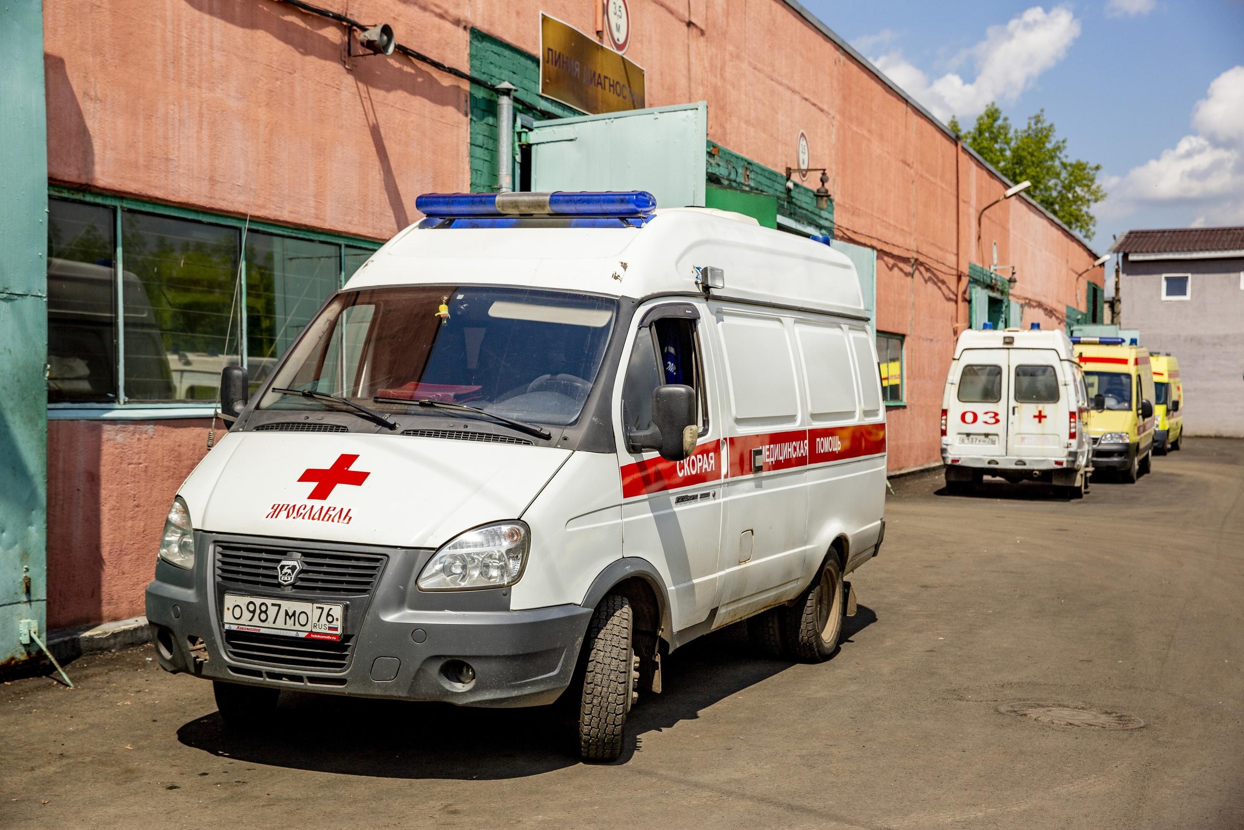 В Ярославле скорая помощь перестала приезжать к пациентам: как долго ждать скорую  помощь, как работает медицина в пандемию коронавируса | Не дождаться скорой  в Ярославле, что делать - 5 октября 2021 - 76.ру