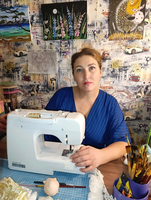 Имея образование техника-конструктора швейного производства, в 2008 году Альфиря решила кардинально изменить свою жизнь | Источник: личный архив Альфири Бессольцевой