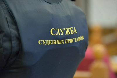 Долг за ДТП привел к аресту доли в квартире