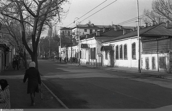 1980/2026. Улица Мира у пересечения с Суворова  | Источник: Георгий Игнатенко 