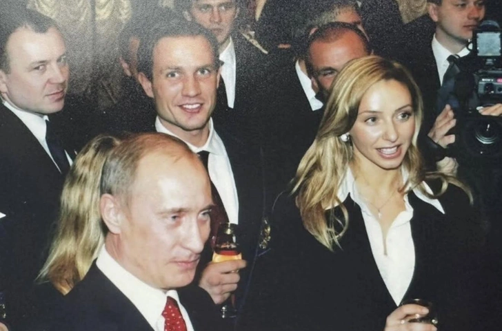 Архивное фото Татьяны Навки с Владимиром Путиным