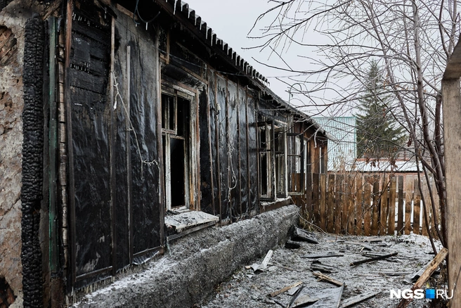 Пожар локализовали к 7:30, а к 11:07 уже полностью ликвидировали  | Источник: Александр Ощепков / NGS.RU