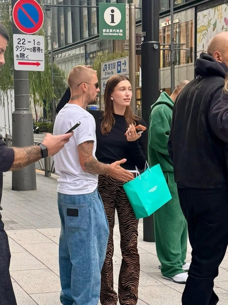 джастин бибер хейли бибер | Источник: Instagram / offmybieb