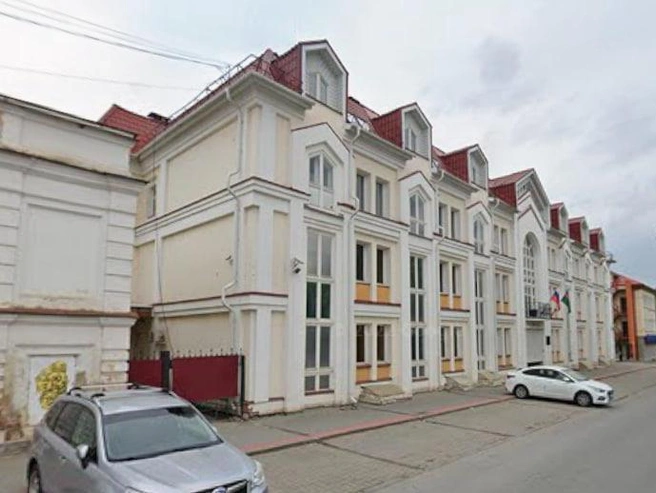 Общая площадь здания составляет около четырех тысяч квадратных метров. | Источник: GoogleMaps
