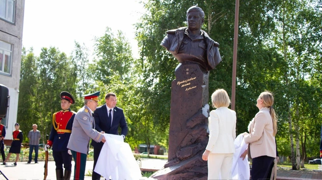 Виктор Дубынин в детстве жил в Курганской области | Источник: Пресс-служба городской администрации