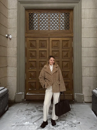 Сумка, в которую поместится все, что нужно этой зимой: 9 лучших макси-моделей от российских брендов Сумка, в которую поместится все, что нужно этой зимой: 9 лучших макси-моделей от российских брендов