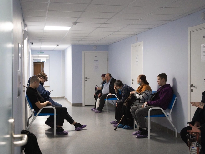 Многие пациенты предпочитают записываться к врачу онлайн, считая этот способ более удобным, чем телефонные звонки или визиты в регистратуру. | Источник: Екатерина Тычинина