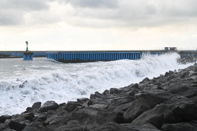 В Сочи и Сириусе прогнозируют шторм и лавинную опасность