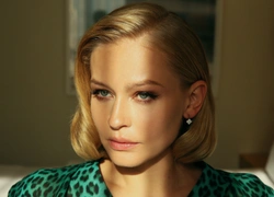 Как повторить образ Юлии Пересильд на открытии кинофестиваля «Короче»