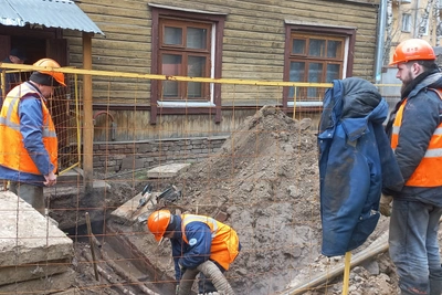 Теплоэнергетики Кострома оперативно ремонтируют сети