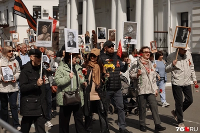 Портреты героев пронесли по центру Ярославля в День Победы
