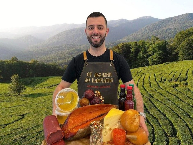 Продукты ярмарки «От Абхазии до Камчатки» изготовлены вручную по рецептам, передающимся из поколения в поколение | Источник: Юлия Калыгина