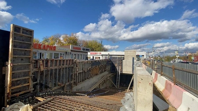 Фото от 21 октября 2025 года, вход в переход с нечетной стороны  | Источник: Новая Газета Кубани 