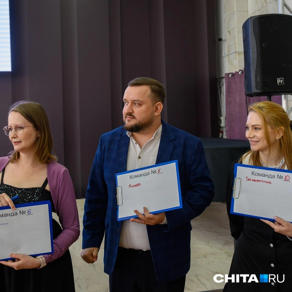 По версии знатоков, до Гениатулина областью руководила длинная линия, Михалев и сам Гениатулин | Источник: Олег Фёдоров / CHITA.RU