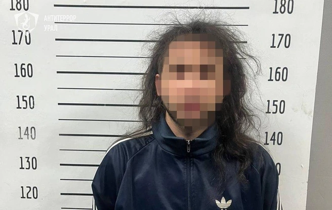 Силовики задержали парня, который устроил поджог павильона на углу улиц Восточной и Куйбышева | Источник: Антитеррор Урал / T.me