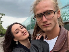 Сын Децла откладывает свадьбу из-за нехватки денег: «Хоть бы копеечку иметь»