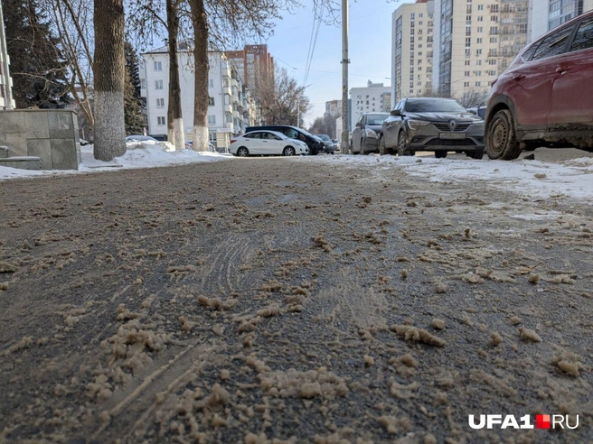 Не лед, конечно, но скользковато | Источник: Булат Салихов / UFA1.RU