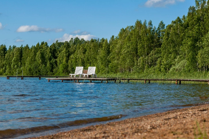 Кругом вода: 7 озер России, которые способны заменить нам море