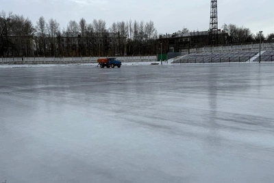 Крупнейший каток Уфы открыт: график и цены