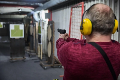 Москвичи назвали популярные стрелковые клубы в опросе