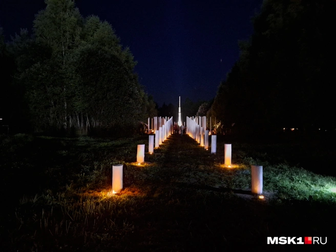 «Площадь церемоний» ночью | Источник: Серафима Путиева / MSK1.RU