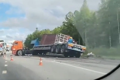 Три человека погибли в ДТП с КАМАЗом в Югре