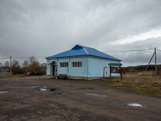 Продуктовый магазин для местных жителей | Источник: Александр Куренной / 76.RU