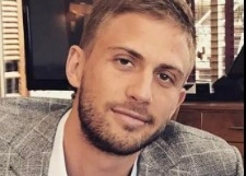 Алекс Смерфит зажег с полуголыми танцовщицами
