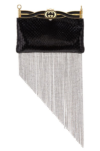 Сумка GucciЦена: 320 700 руб.
Где купить: aizel.ru