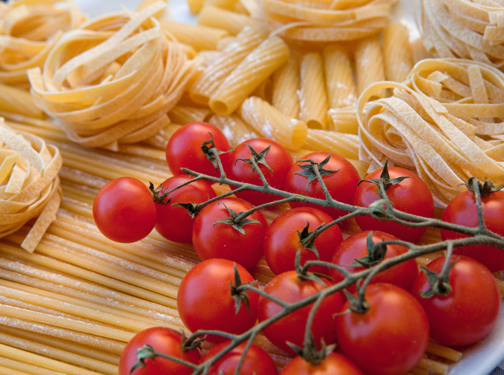 Фото №2 - Рецепт недели: итальянская паста с помидорами