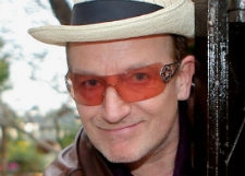 Солист U2 Боно стал пауком-птицеедом