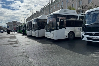 Автобусы в Кургане 17 мая изменят маршруты из-за забега