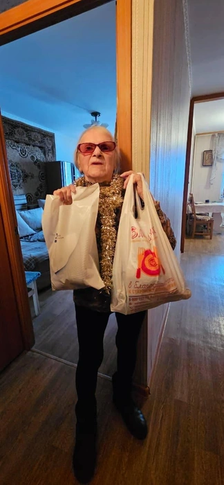 Если нет возможности кормить обедами, но есть возможность привезти продукты, то волонтеры это делают | Источник: предоставлено Юлией Штеменко