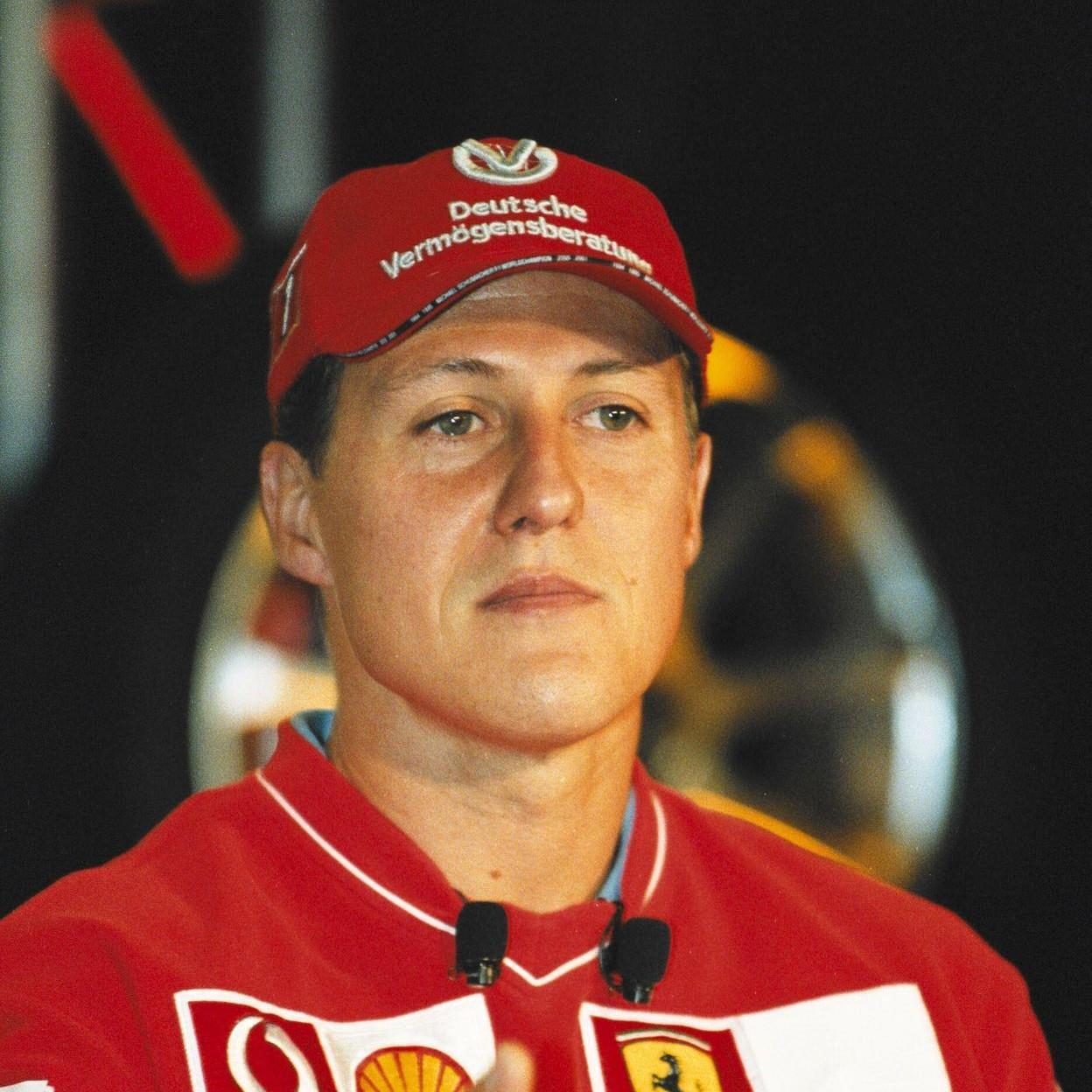 Михаэль Шумахер больше не прикован к постели: новые подробности состояния гонщика, который впал в кому 12 лет назад